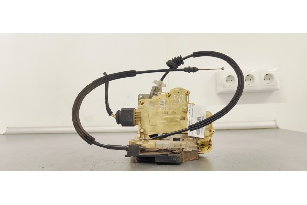 Recambio de cerradura puerta delantera izquierda para volkswagen passat berlina (3c2) 2.0 tdi 140 referencia OEM IAM 3C1837015A 