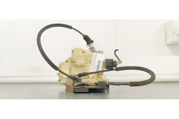 Recambio de cerradura puerta delantera derecha para volkswagen passat berlina (3c2) 2.0 tdi 140 referencia OEM IAM 3C1837016A  