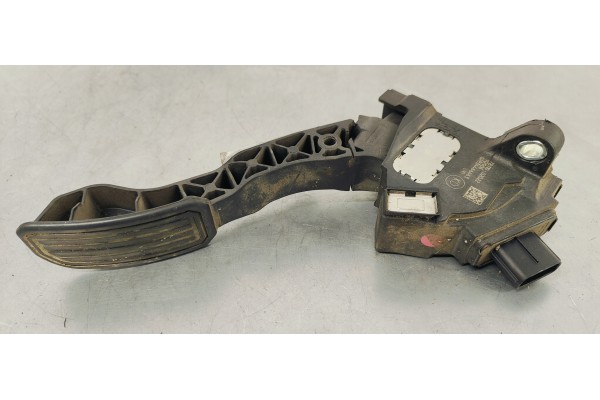 Recambio de pedal acelerador para toyota avensis (t27) 2.0 d4d 124 fap referencia OEM IAM 7811002022  