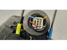 Recambio de cerradura puerta trasera izquierda para toyota avensis (t27) 2.0 d4d 124 fap referencia OEM IAM UL2  