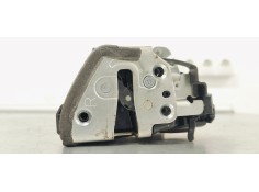 Recambio de cerradura puerta trasera derecha para toyota avensis (t27) 2.0 d4d 124 fap referencia OEM IAM UR3  