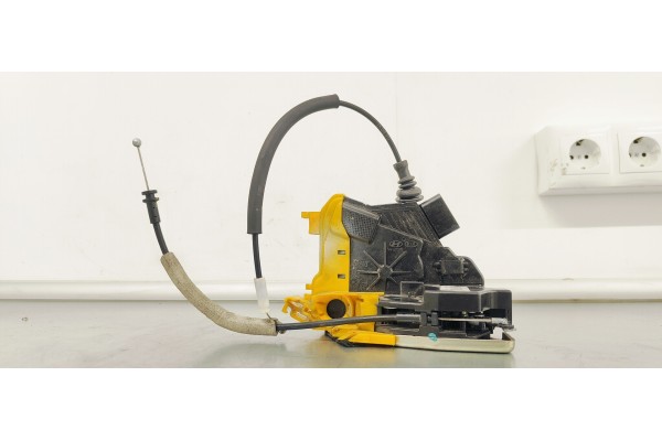 Recambio de cerradura puerta delantera derecha para kia cee´d 1.4 crdi 90 fap referencia OEM IAM 81320A2310  