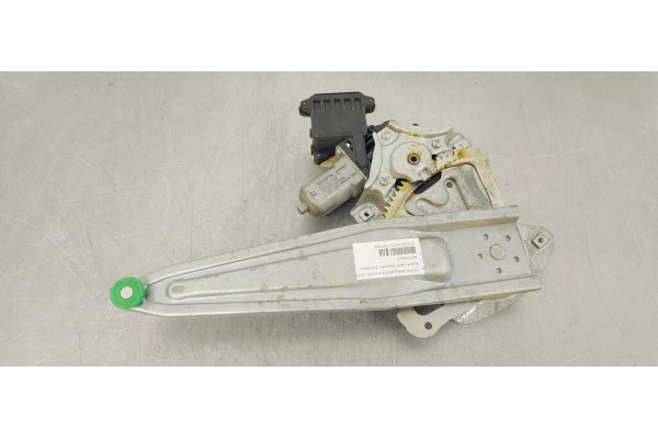 Recambio de elevalunas trasero izquierdo para toyota avensis (t27) 2.0 d4d 124 fap referencia OEM IAM 8570102010  