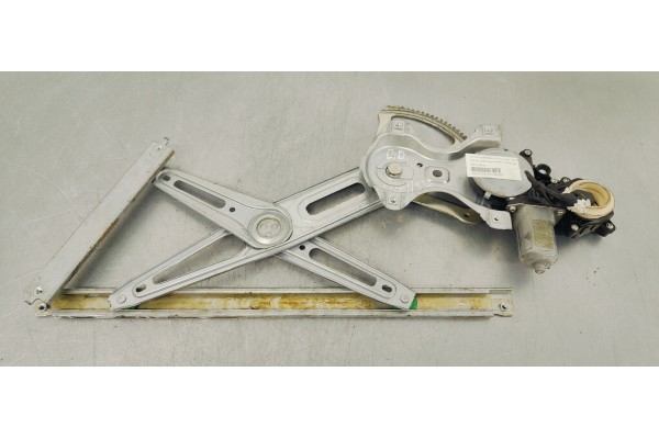 Recambio de elevalunas delantero derecho para toyota avensis (t27) 2.0 d4d 124 fap referencia OEM IAM 8570102010  