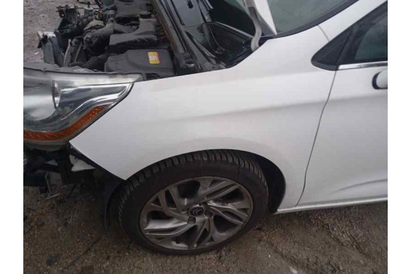 Recambio de aleta delantera izquierda para citroen c4 lim. 1.6 hdi 115 fap referencia OEM IAM   