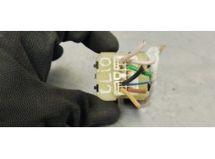 Recambio de mando elevalunas delantero izquierdo para renault clio iv 1.5 dci 75 fap referencia OEM IAM 254118044R  