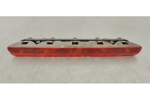 Recambio de luz central de freno para citroen xsara picasso 2.0 hdi satisfaction referencia OEM IAM   