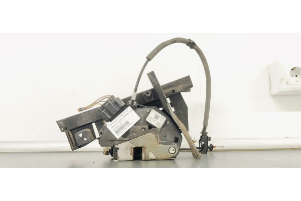 Recambio de cerradura puerta trasera derecha para ford focus lim. (cb8) 1.6 tdci referencia OEM IAM BM5AA26412AC  