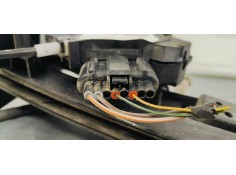 Recambio de cerradura puerta trasera derecha para ford focus lim. (cb8) 1.6 tdci referencia OEM IAM BM5AA26412AC  