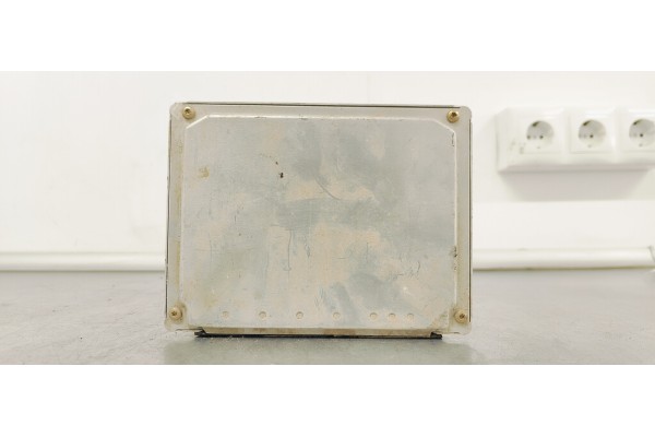 Recambio de centralita motor uce para audi a6 berlina (4b2) referencia OEM IAM 0281001931  