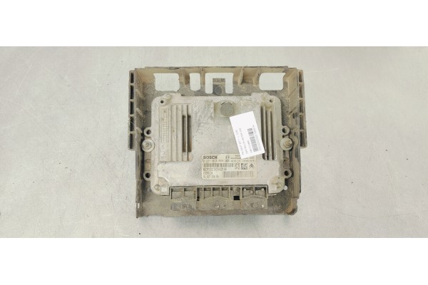 Recambio de centralita motor uce para peugeot 207 referencia OEM IAM 0281013868  