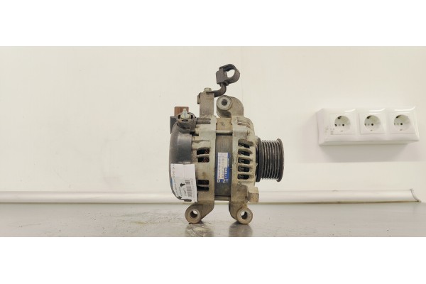 Recambio de alternador para toyota avensis (t27) 2.0 d4d 124 fap referencia OEM IAM 270600R070  