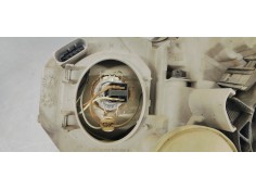 Recambio de faro derecho para mercedes-benz clase c (w203) berlina 220 cdi (203.006) referencia OEM IAM A2038200261  