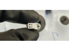 Recambio de aleron trasero para kia cee´d 1.4 crdi 90 fap referencia OEM IAM 87210A2000  