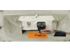 Recambio de luz interior para renault clio iv 1.5 dci 75 fap referencia OEM IAM 969805401R  