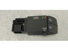 Recambio de mando volante para renault clio iv 1.5 dci 75 fap referencia OEM IAM   