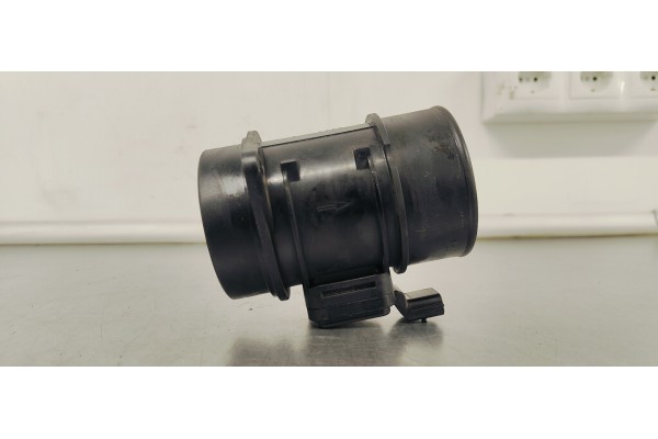 Recambio de caudalimetro para renault clio iv 1.5 dci 75 fap referencia OEM IAM 8200682558  