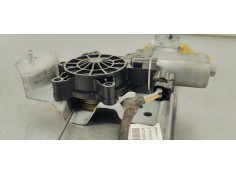 Recambio de elevalunas delantero derecho para renault clio iv 1.5 dci 75 fap referencia OEM IAM 807205569R  