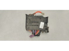 CAJA RELES / FUSIBLES AV6T14A067BB 