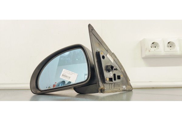 Recambio de retrovisor izquierdo para kia cee´d sporty wagon ex referencia OEM IAM E4022608  