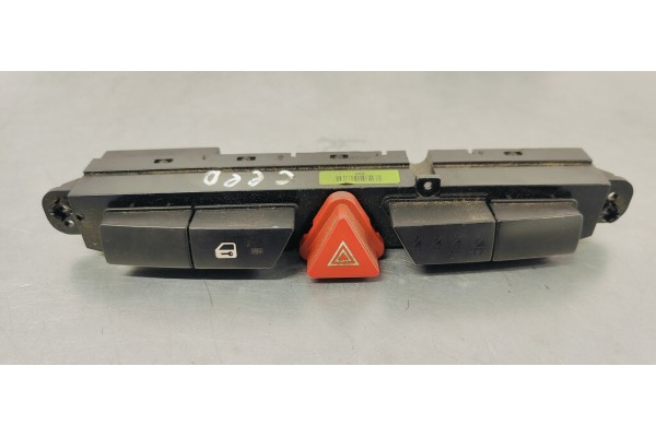 Recambio de warning para kia cee´d sporty wagon ex referencia OEM IAM 937001H000  