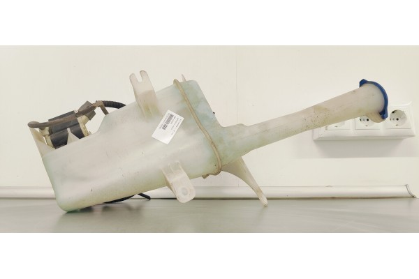 Recambio de deposito limpia para kia carens ( ) 1.6 i 135 referencia OEM IAM 98610A4000  