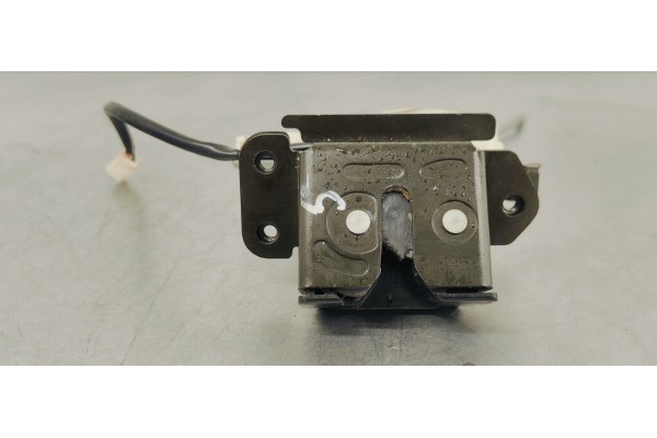 Recambio de cerradura maletero / porton para mazda 5 berl. (cr) 1.8 active referencia OEM IAM   