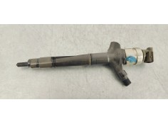 Recambio de inyector para toyota avensis wagon (t25) 2.2 d-4d executive referencia OEM IAM 236700R160  