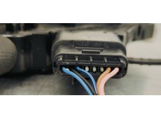 Recambio de cerradura puerta delantera derecha para kia carens ( ) 1.6 i 135 referencia OEM IAM 81320A4010  