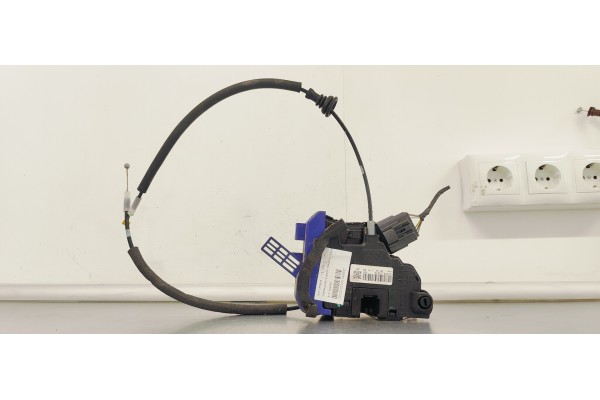 Recambio de cerradura puerta trasera izquierda para kia carens ( ) 1.6 i 135 referencia OEM IAM 81410A4030  