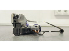 Recambio de cerradura puerta trasera derecha para kia carens ( ) 1.6 i 135 referencia OEM IAM 81420A4030  