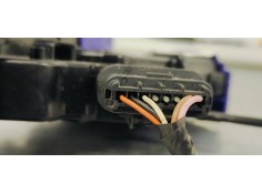 Recambio de cerradura puerta trasera derecha para kia carens ( ) 1.6 i 135 referencia OEM IAM 81420A4030  