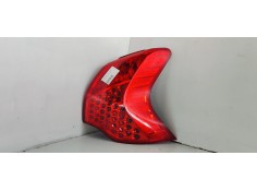 Recambio de piloto trasero derecho para peugeot 3008 1.6hdi 112 fap referencia OEM IAM   