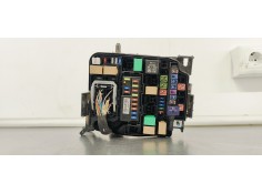 Recambio de caja reles / fusibles para kia carens ( ) 1.6 i 135 referencia OEM IAM 91362A4370  