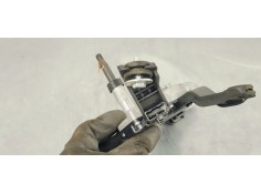 Recambio de motor limpia trasero para kia carens ( ) 1.6 i 135 referencia OEM IAM 98700A4000  