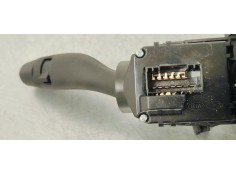 Recambio de mando multifuncion para kia carens ( ) 1.6 i 135 referencia OEM IAM 299139726  