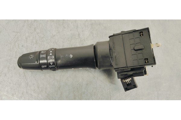 Recambio de mando luces para mitsubishi asx (ga0w) 1.8did 115 4x4 fap referencia OEM IAM 17G688  