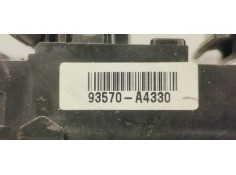 Recambio de mando elevalunas delantero izquierdo para kia carens ( ) 1.6 i 135 referencia OEM IAM 93570A4330  