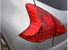 Recambio de piloto trasero izquierdo para peugeot 3008 1.6hdi 112 fap referencia OEM IAM   