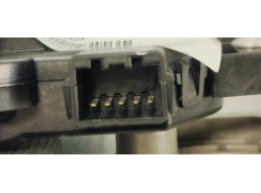 Recambio de motor apertura trampillas climatizador para kia carens ( ) 1.6 i 135 referencia OEM IAM D267UABAA02  