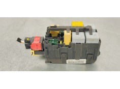 Recambio de caja reles / fusibles para citroen c4 picasso 1.6 hdi 115 fap referencia OEM IAM 9806192580  