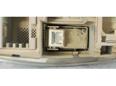 Recambio de luz interior para mitsubishi asx (ga0w) 1.8did 115 4x4 fap referencia OEM IAM 8401A009ZZ  
