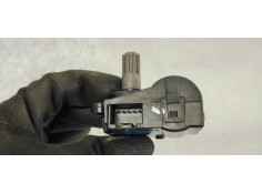 Recambio de motor apertura trampillas climatizador para kia carens ( ) 1.6 i 135 referencia OEM IAM D332JY9AA05  