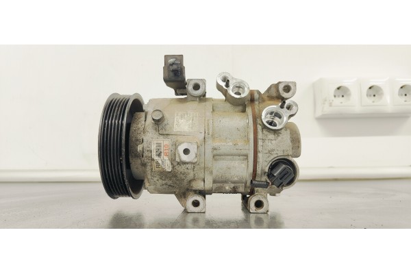 Recambio de compresor aire acondicionado para kia carens ( ) 1.6 i 135 referencia OEM IAM F500PNBAA11  