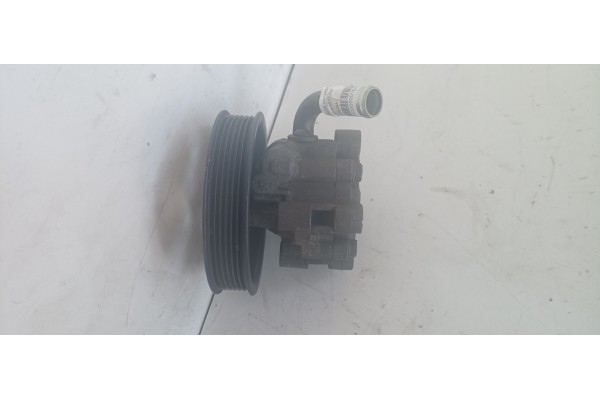 Recambio de bomba direccion para chrysler voyager (rg) 3.3 v6 cat referencia OEM IAM 04861540AA 51630P 