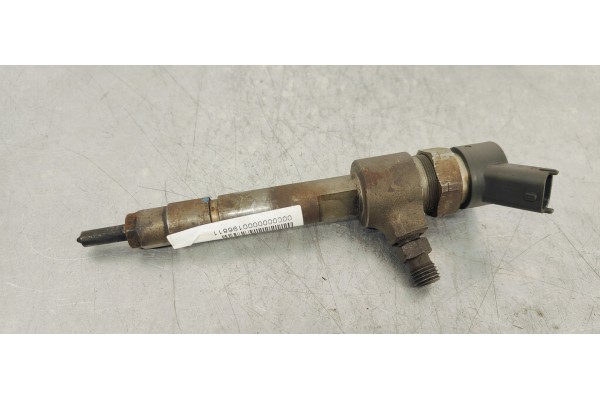Recambio de inyector para fiat stilo (192) 1.9 jtd cat referencia OEM IAM 0445110119  