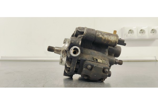 Recambio de bomba inyeccion para ford focus berlina (cap) ambiente (d) referencia OEM IAM 4M5Q9B395AE  