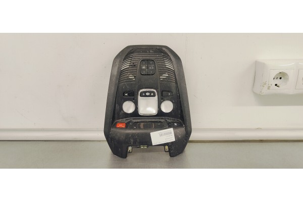 Recambio de luz interior para peugeot 5008 1.6 i turbo 180 fap referencia OEM IAM 9814584177  