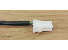 Recambio de aleron trasero para kia carens ( ) 1.6 i 135 referencia OEM IAM 87210A4000  