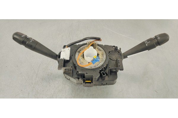 Recambio de mando multifuncion para citroen c4 picasso 1.6 hdi 115 fap referencia OEM IAM 98072632ZD  